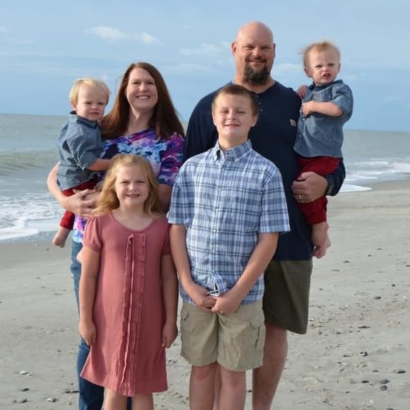 Meet your Posher, Michelle - Picture 1 of 1